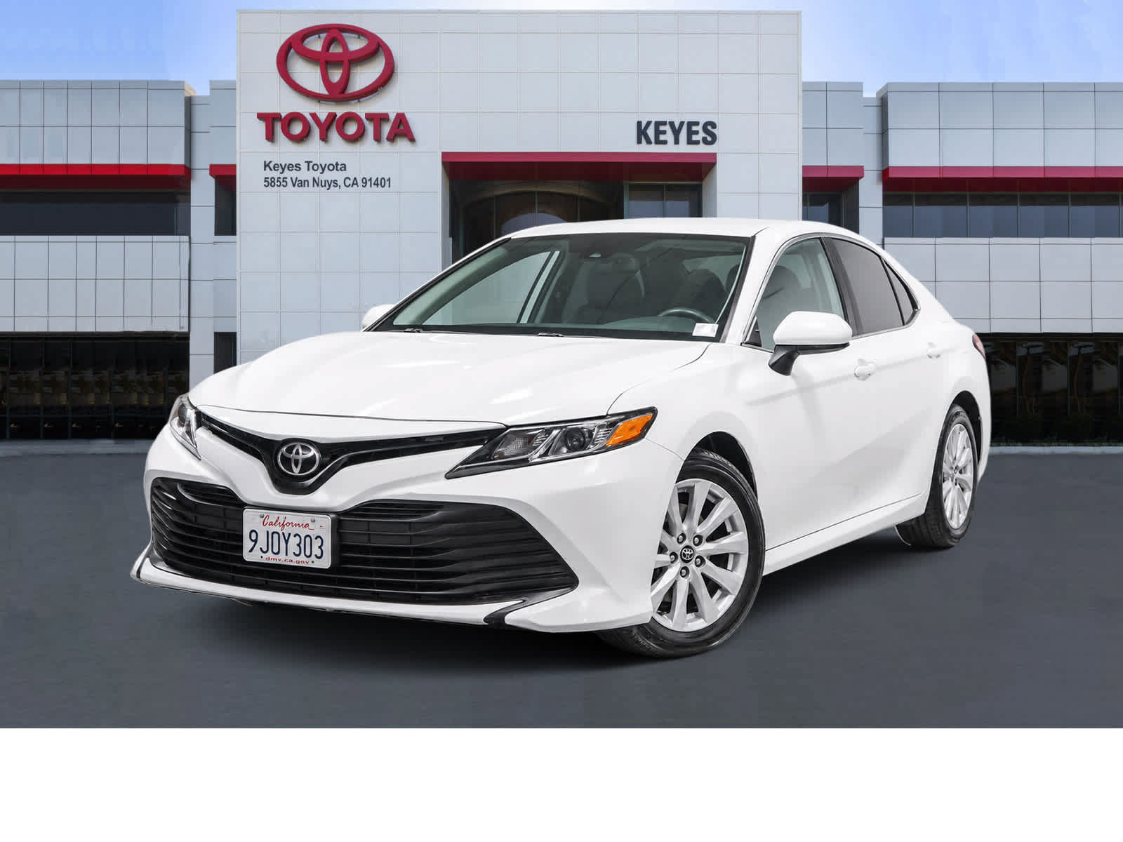 Certified 2020 Toyota Camry LE FWD image 1