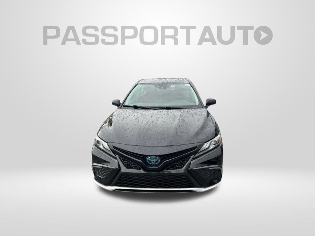 Used 2021 Toyota Camry XSE w/ Cold Weather Package FWD image 2
