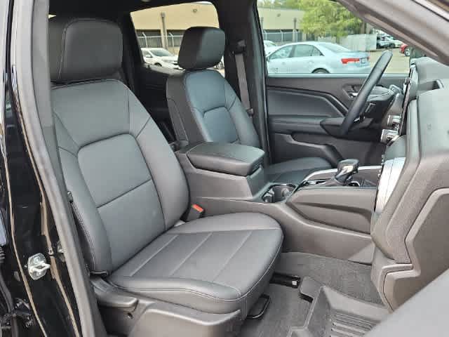 Used 2024 Chevrolet Colorado LT w/ LT Convenience Package III RWD image 18