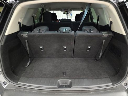 Used 2023 Nissan Pathfinder S FWD image 39