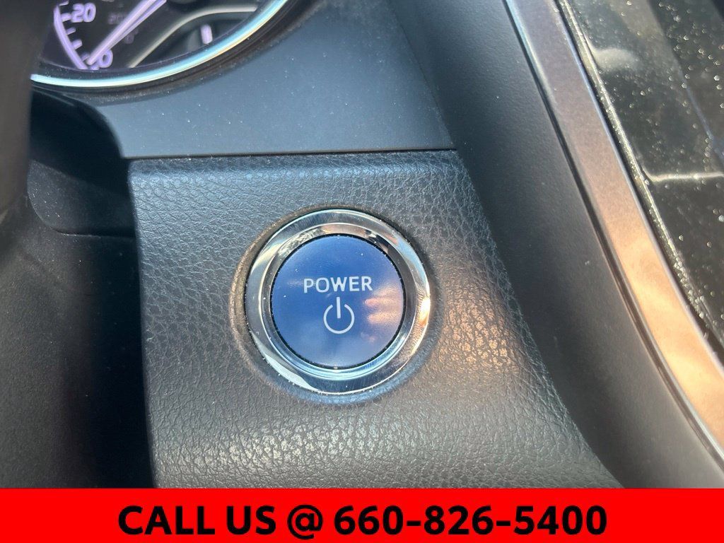 Used 2018 Toyota Camry XLE w/ Audio Package FWD image 21