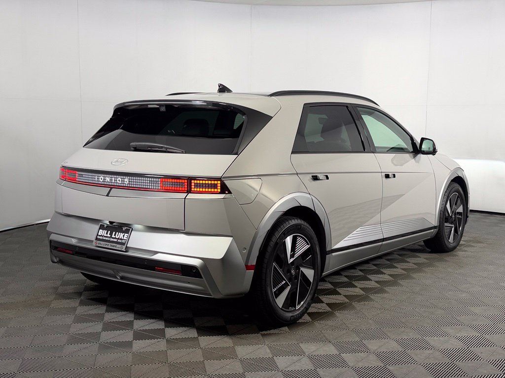 Used 2025 Hyundai Ioniq 5 Limited RWD image 8