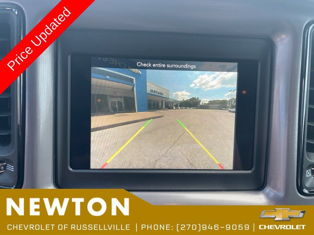 Used 2023 Dodge Challenger SXT w/ Blacktop Package RWD image 10