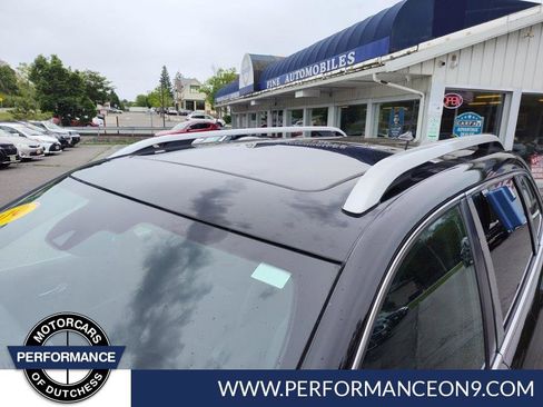 Used 2019 Jeep Cherokee Limited w/ Technology Group AWD/4WD image 9