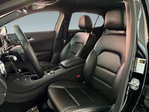 Used 2018 Mercedes-Benz GLA 250 image 23