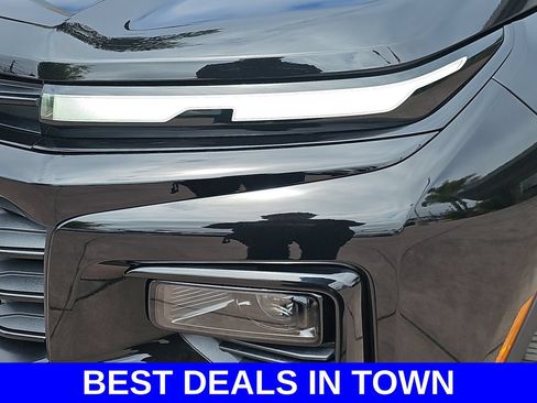 New 2026 Chevrolet Traverse LT w/ Midnight/Sport Edition FWD image 35