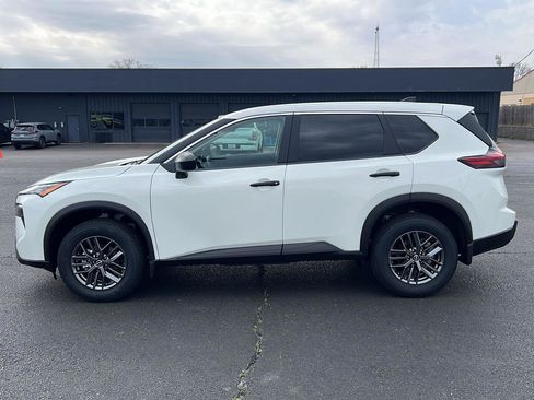 New 2026 Nissan Rogue S image 8