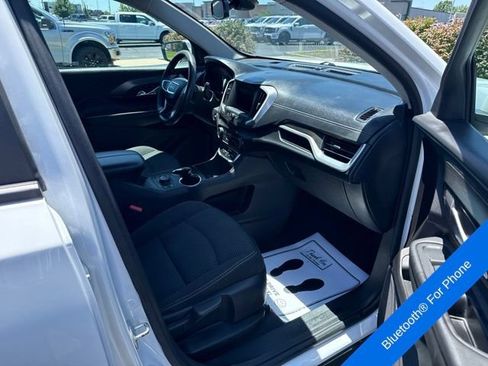 Used 2022 GMC Terrain SLE FWD image 5