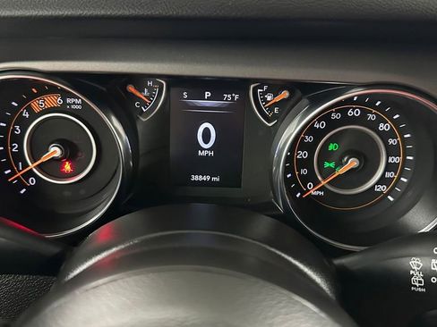 Used 2022 Jeep Wrangler Unlimited Sport image 21