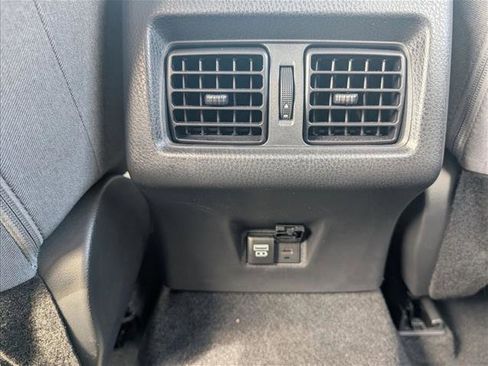 Used 2025 Toyota Camry LE image 15