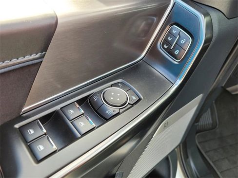 Used 2024 Ford F150 Platinum w/ FX4 Off-Road Package image 19