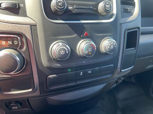 Used 2017 RAM 1500 Tradesman w/ Power & Remote Entry Group image 32