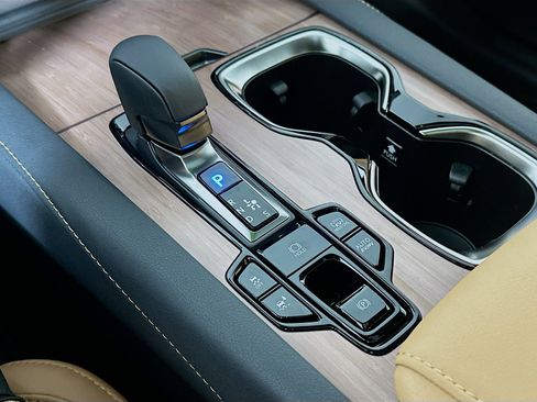 New 2026 Lexus RX 450h AWD w/ Convenience Package image 16