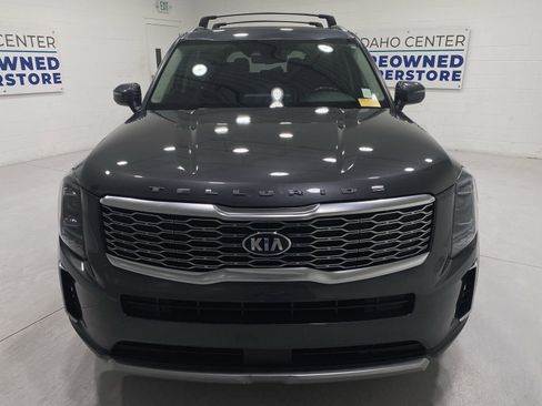 Used 2020 Kia Telluride EX image 3