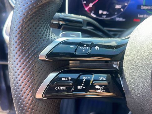 Used 2022 Mercedes-Benz C 300 Sedan image 15