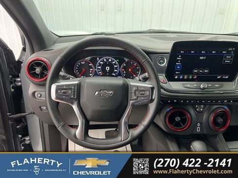 Used 2024 Chevrolet Blazer RS FWD image 27