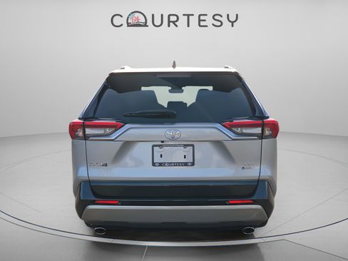Certified 2025 Toyota RAV4 XSE image 5