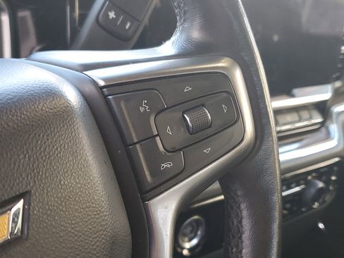 Used 2022 Chevrolet Silverado 1500 LT image 11