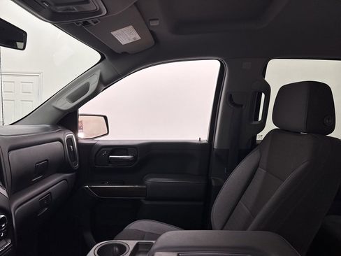 Used 2019 GMC Sierra 1500 SLE w/ SLE Value Package image 30