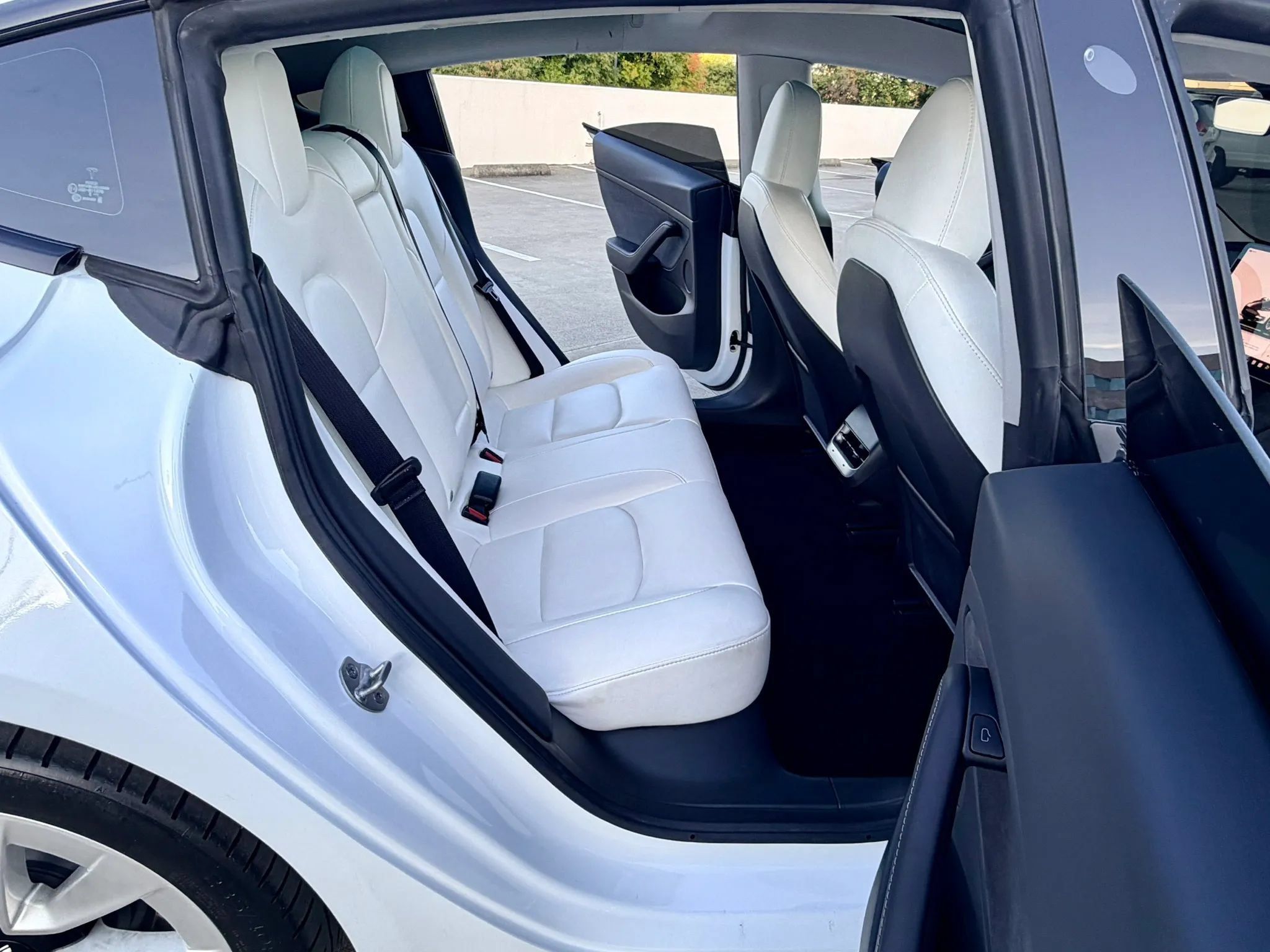 Used 2023 Tesla Model 3 Standard Range RWD image 23