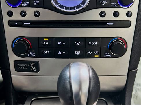 Used 2015 INFINITI Q60 AWD Coupe w/ Premium Package image 12