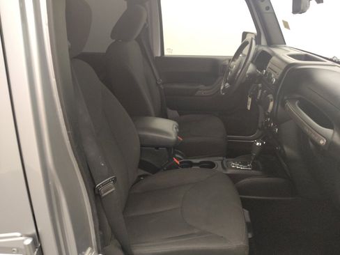 Used 2015 Jeep Wrangler Unlimited Sport w/ Quick Order Package 24S image 21