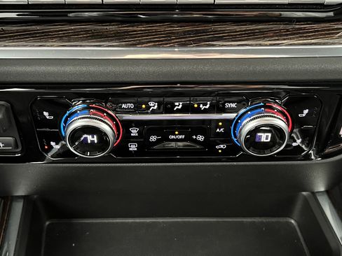 Used 2024 GMC Sierra 1500 Elevation w/ Elevation Premium Package image 29