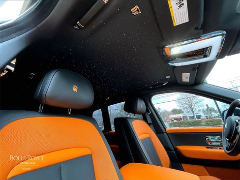 Certified 2025 Rolls-Royce Cullinan image 19