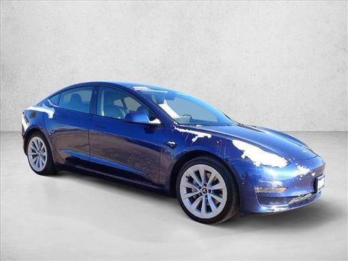 Used 2022 Tesla Model 3 Long Range image 5