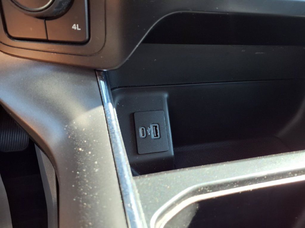 Used 2021 Ford F150 XLT w/ Equipment Group 301A Mid AWD/4WD image 8
