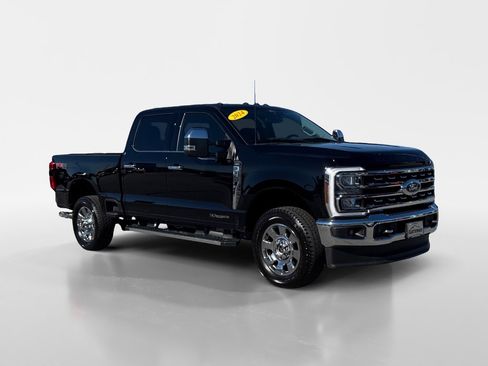 Used 2024 Ford F350 Lariat w/ Chrome Package image 8
