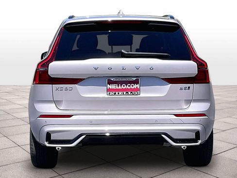 New 2026 Volvo XC60 B5 Core image 6