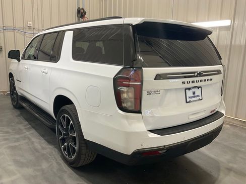 Used 2022 Chevrolet Suburban RST w/ Luxury Package AWD/4WD image 20