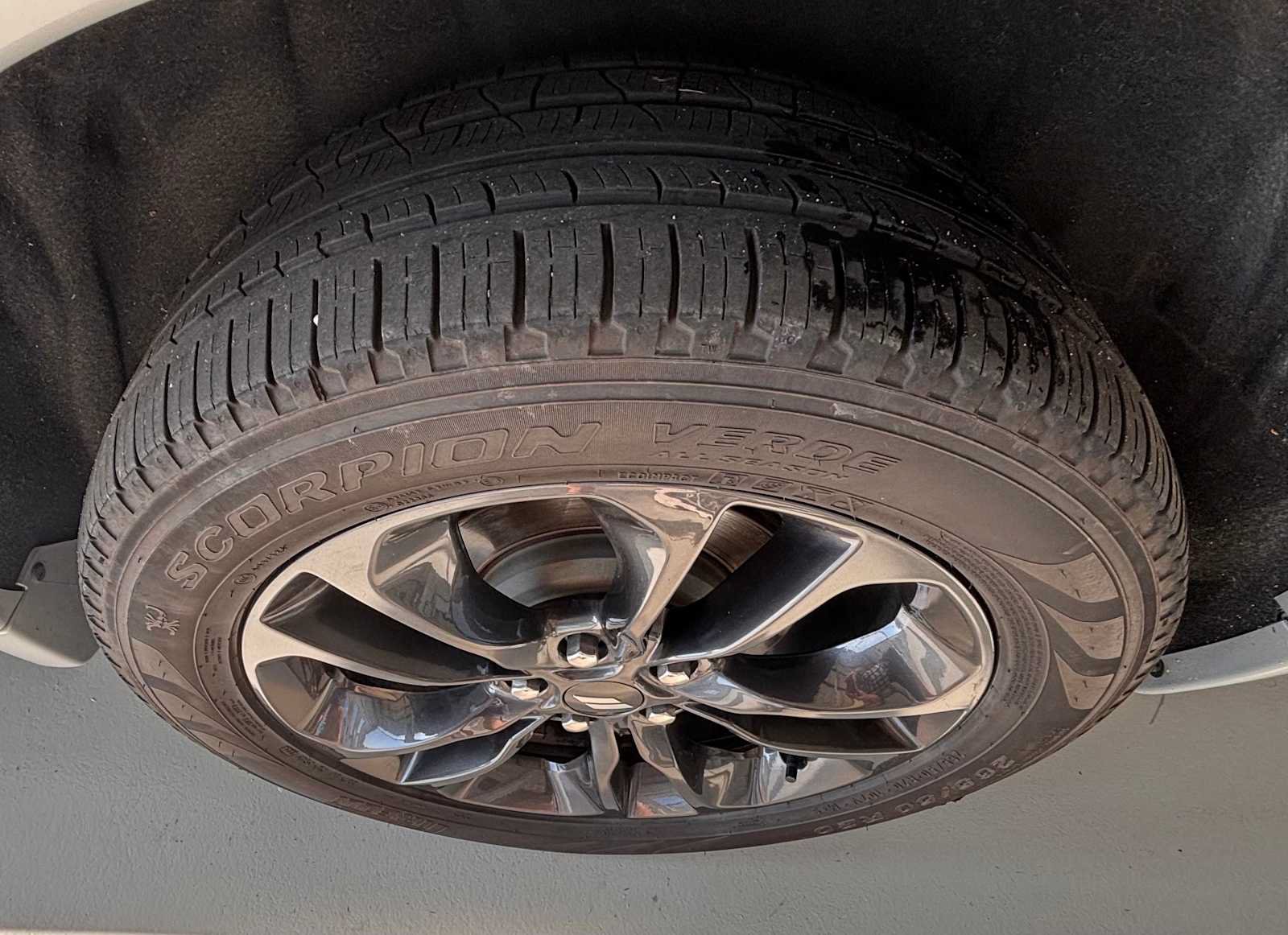 Certified 2024 Dodge Durango GT AWD/4WD image 5