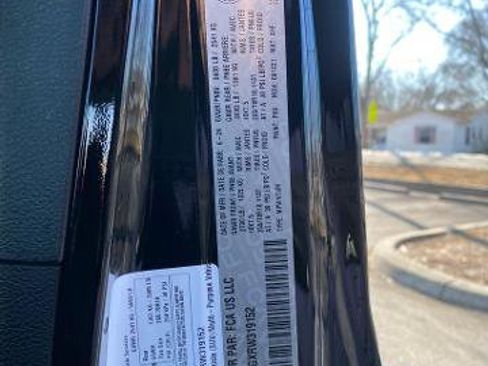 Used 2024 Jeep Wrangler Sahara w/ Dual Top Group image 15