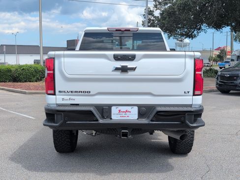 Used 2025 Chevrolet Silverado 2500 LT w/ Trail Boss Package AWD/4WD image 4