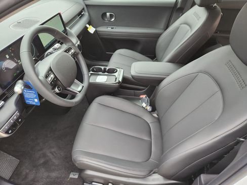 New 2026 Hyundai Ioniq 5 SEL RWD image 9