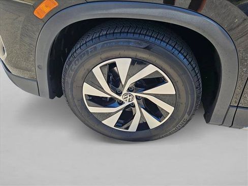 Used 2026 Volkswagen Tiguan S FWD image 22