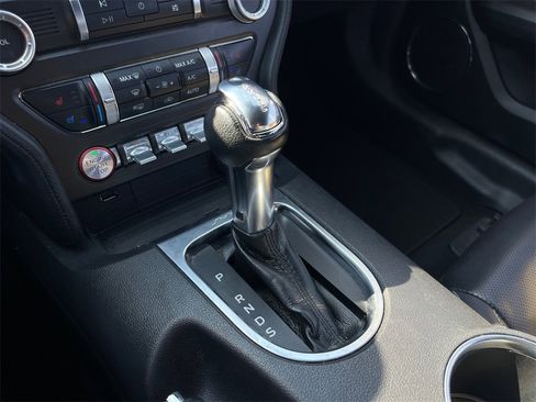 Used 2023 Ford Mustang Premium image 17