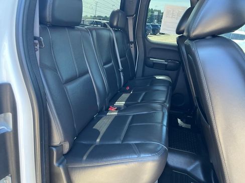 Used 2011 Chevrolet Silverado 2500 LTZ w/ LTZ Plus Package AWD/4WD image 16