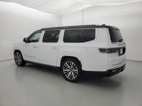 Used 2024 Jeep Grand Wagoneer L Series III image 7