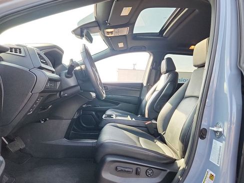 Used 2025 Honda Odyssey Sport-L image 13