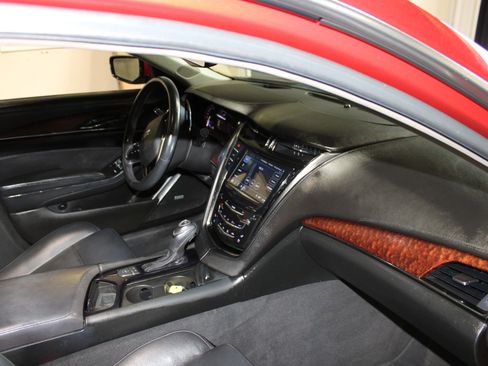 Used 2018 Cadillac CTS Premium Luxury image 27