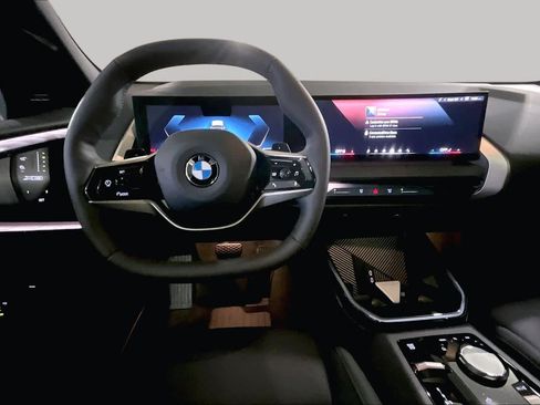 Certified 2025 BMW X3 xDrive30i w/ Premium Package AWD/4WD image 5