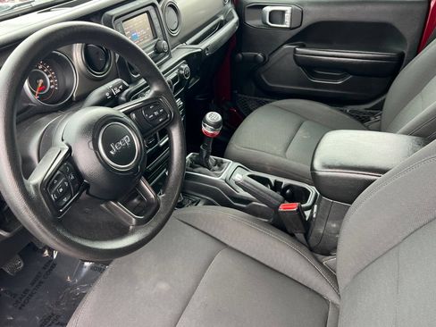 Used 2021 Jeep Gladiator Sport AWD/4WD image 10