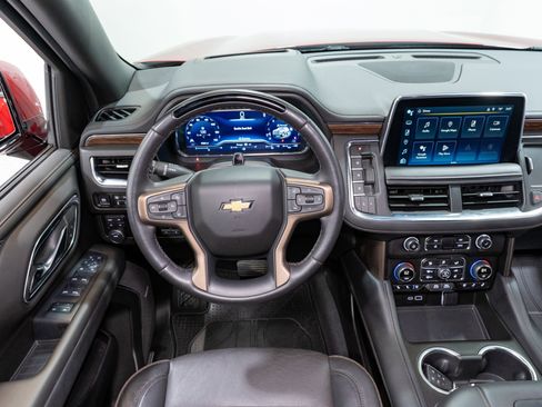 Used 2024 Chevrolet Tahoe High Country w/ Advanced Technology Package AWD/4WD image 11