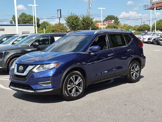 Used 2020 Nissan Rogue SV w/ Premium Package FWD image 7