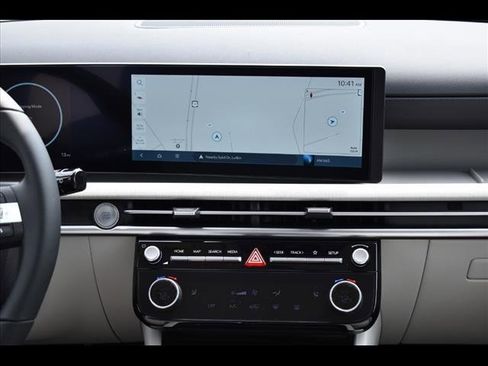 Certified 2025 Hyundai Tucson SEL image 15