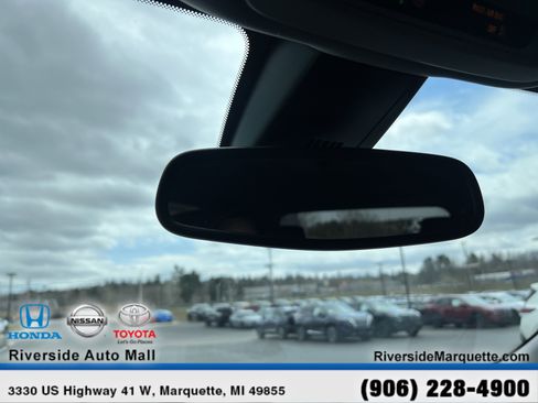 Used 2024 Chevrolet Blazer LT w/ Convenience Package AWD/4WD image 19