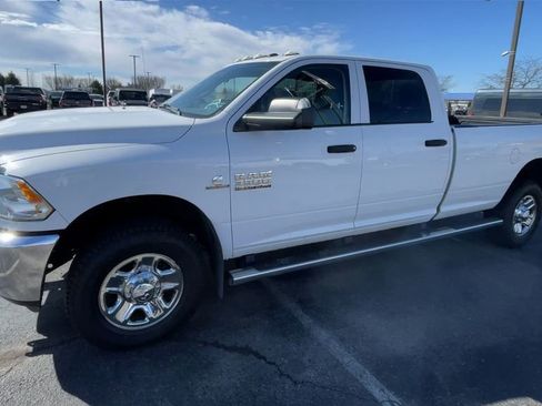 Used 2018 RAM 3500 Tradesman w/ Chrome Appearance Group AWD/4WD image 6